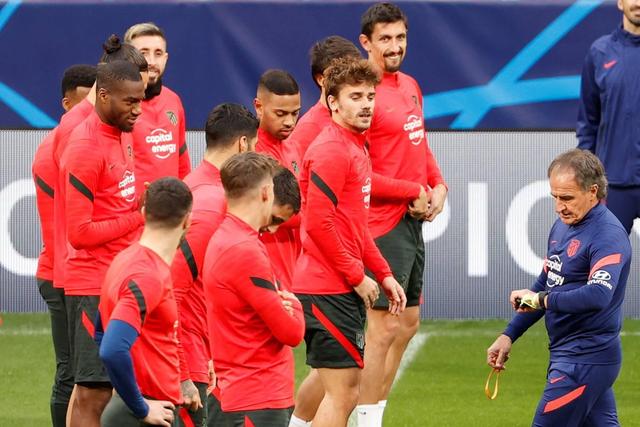 弗拉泰西：小时候踢前锋被迫改打中场